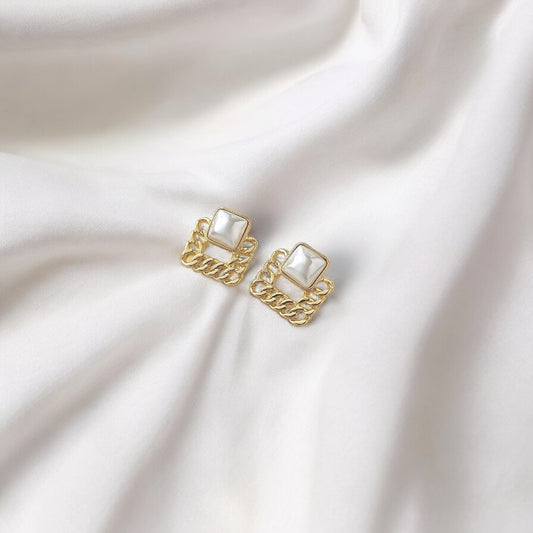 Venetian Pearl Square Stub Earrings